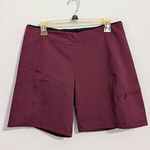 Stonewear Women's Maroon Shorts (Size Large)